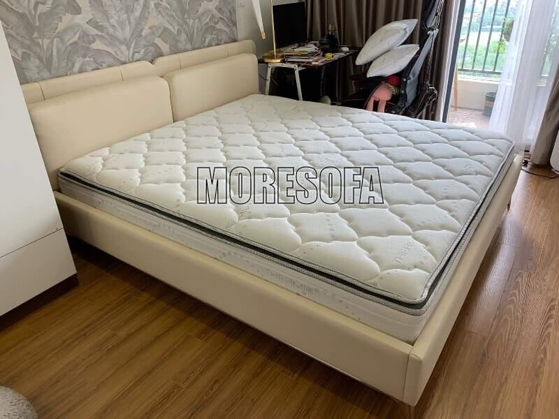 Giường ngủ da màu trắng cao cấp làm điểm nhấn nổi bật cho căn phòng ngủ của bạn-MHG 0006